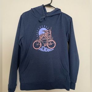 Patagonia • Women’s Hoodie